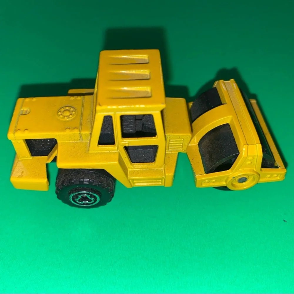 Majorette #211 Tractor & #226 steamroller 1/87 France‎ Vtg Toy Car Die-cast Set
